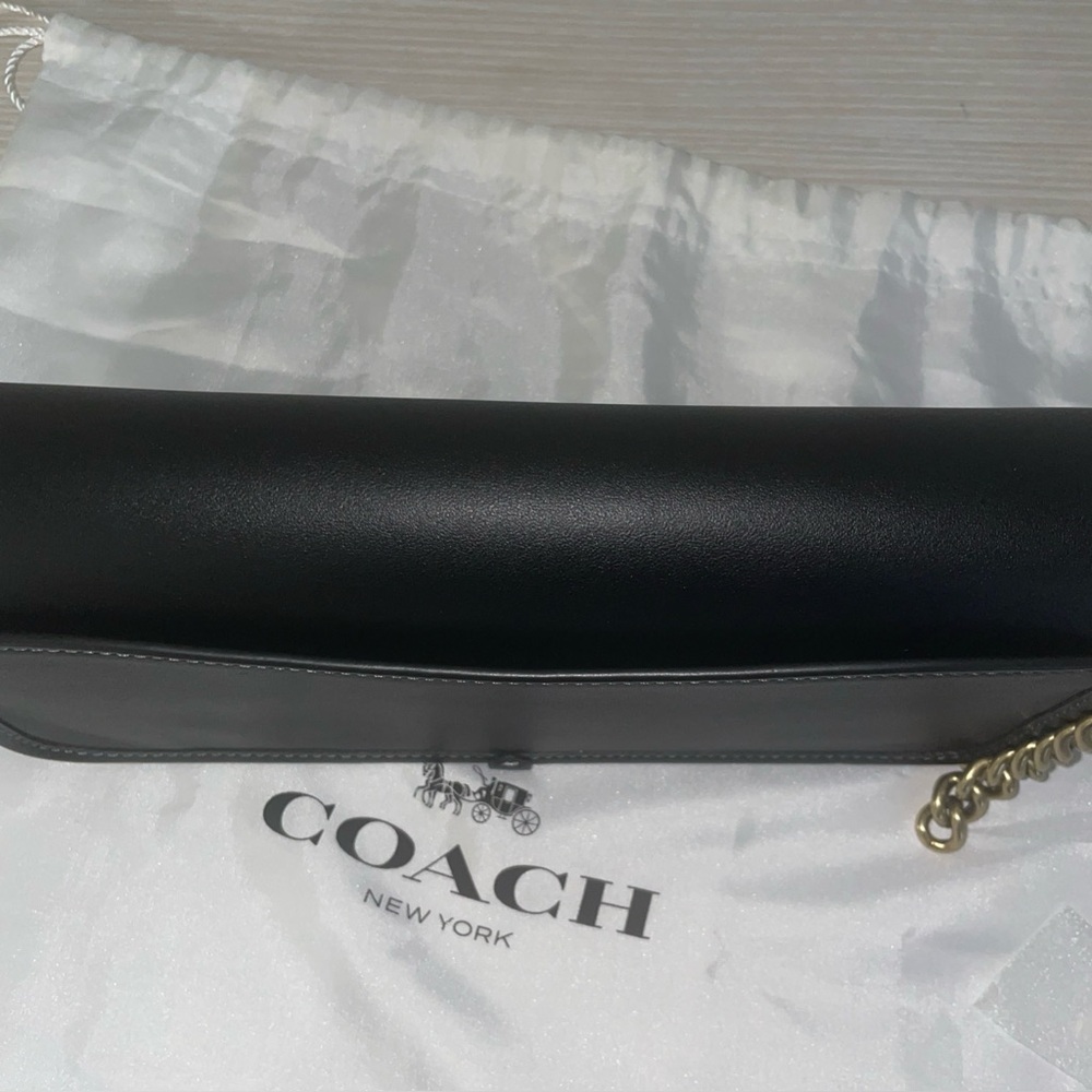 Authentic NWT Women Coach Dinky Bag in Black and Brass hardware - Picture 5 of 10